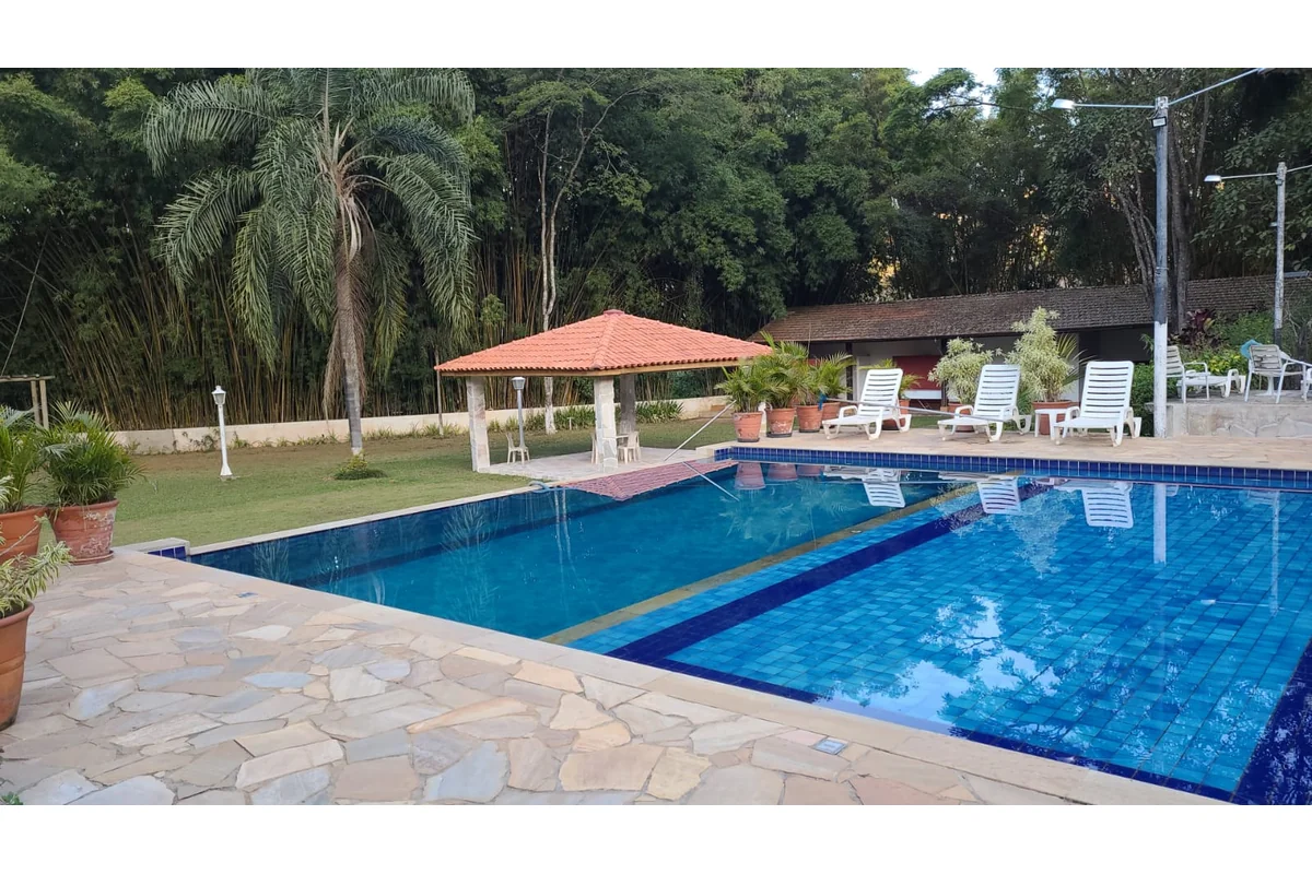 Piscina Completa para Diversão